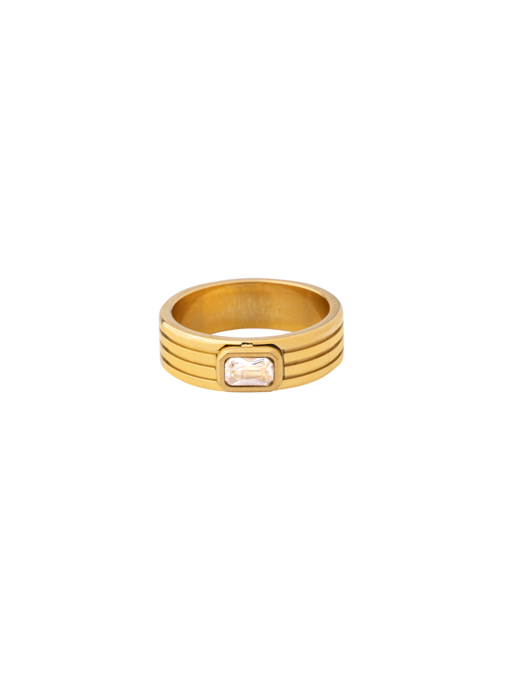 Anillo Grueso Con Zirconia Rectangular