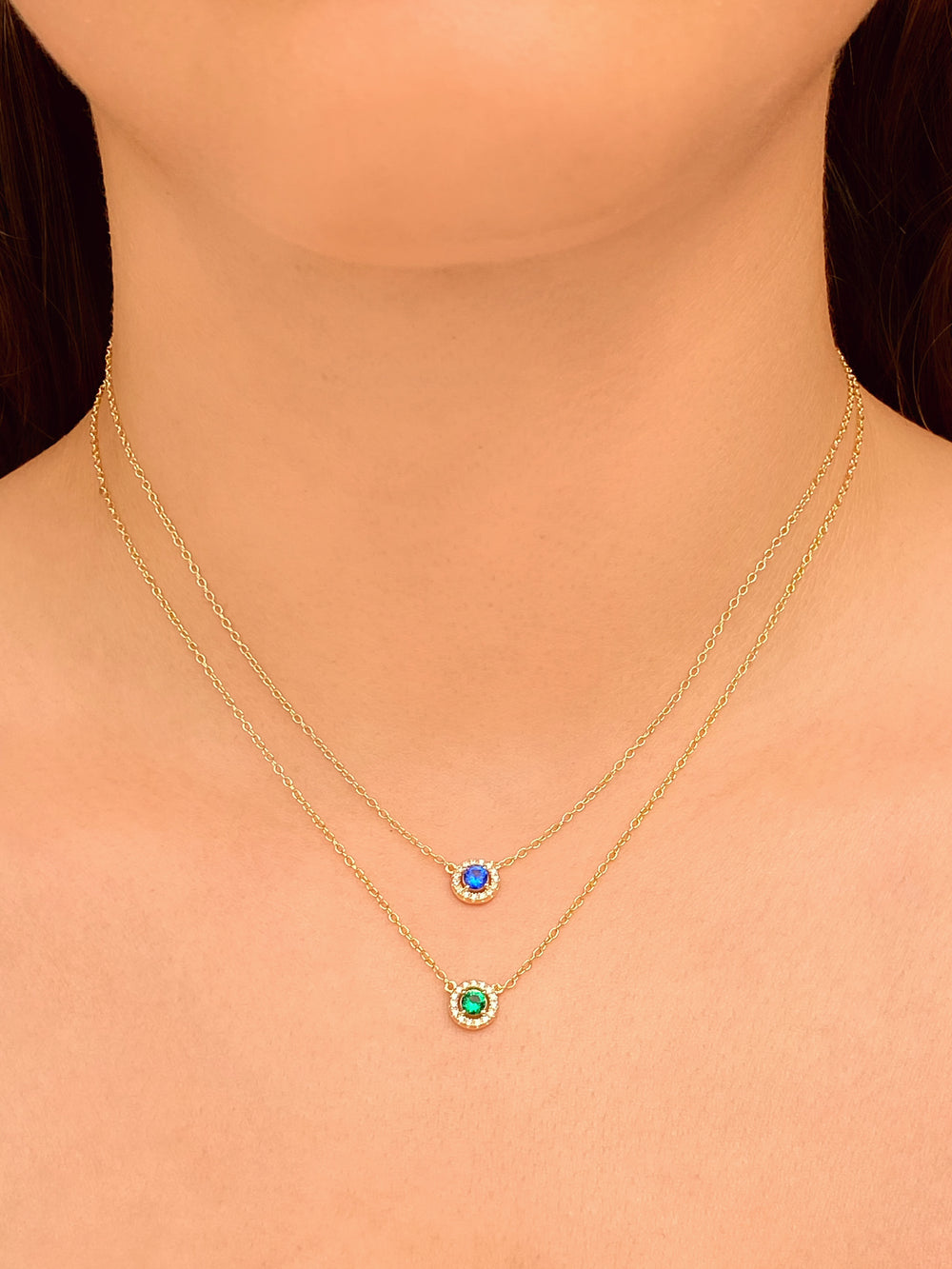 Collar Con Dije Circular Piedra Con Zirconias