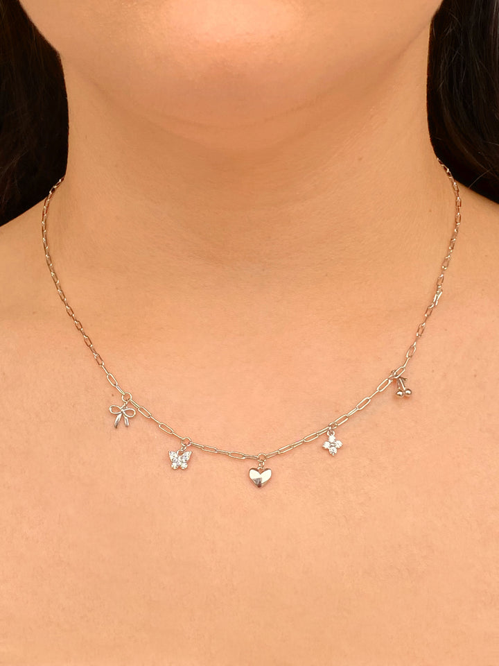 Collar Con Dije Moño, Cereza, Corazon y Mariposa