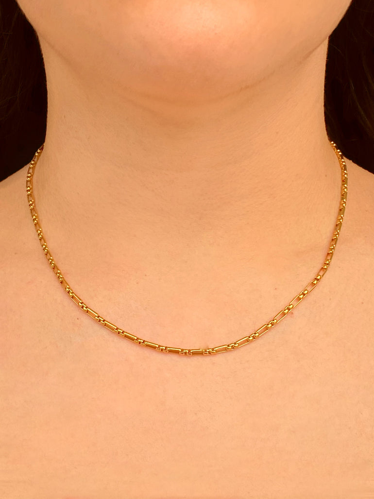 Collar Eslabon Rectangular Enlazado