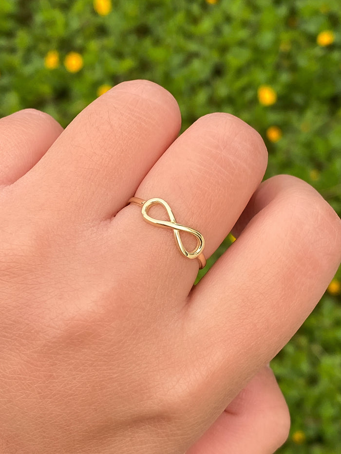 Anillo Con Infinito Oro 10K