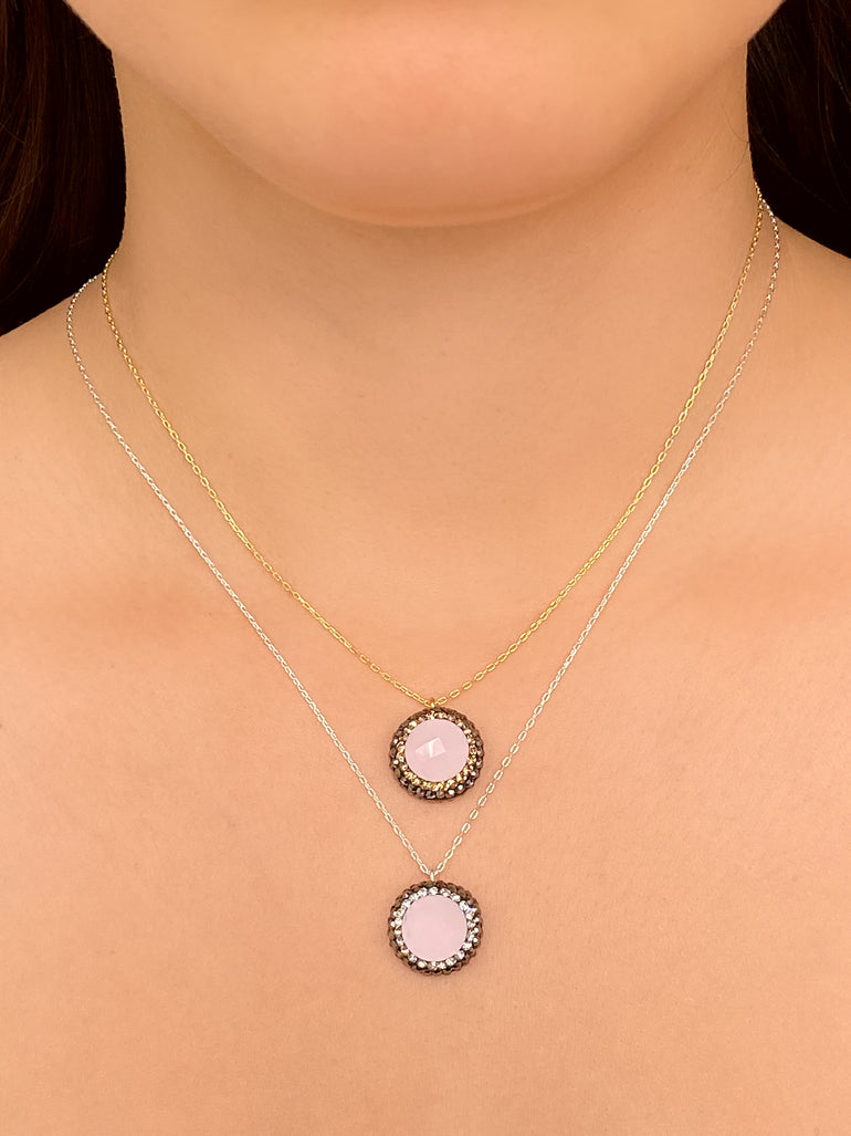 Collar Con Dije Hydro Cuarzo Rosa