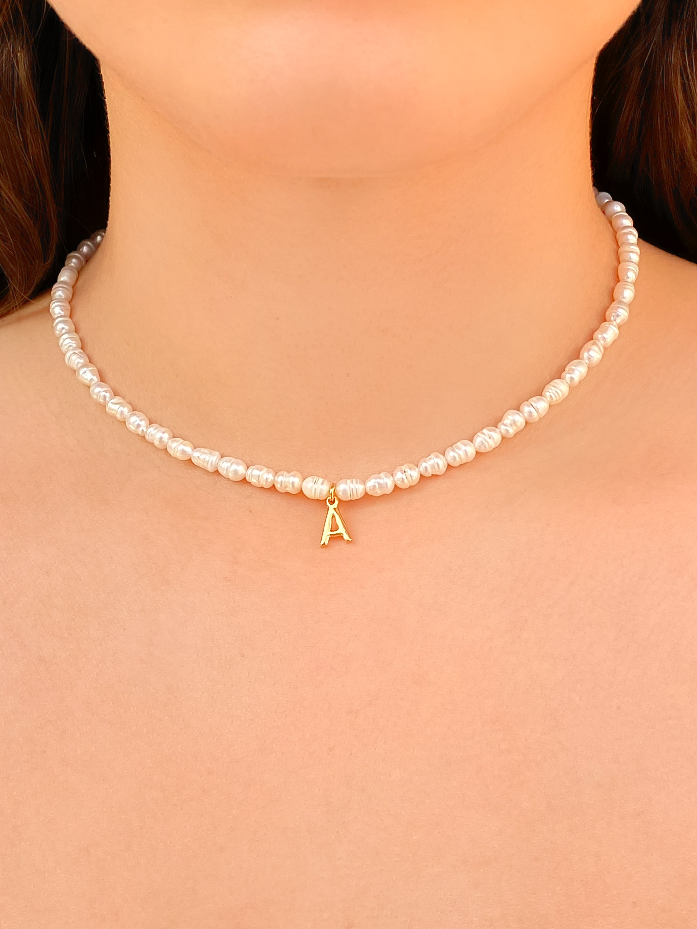 Choker Perla Natural Con Inicial