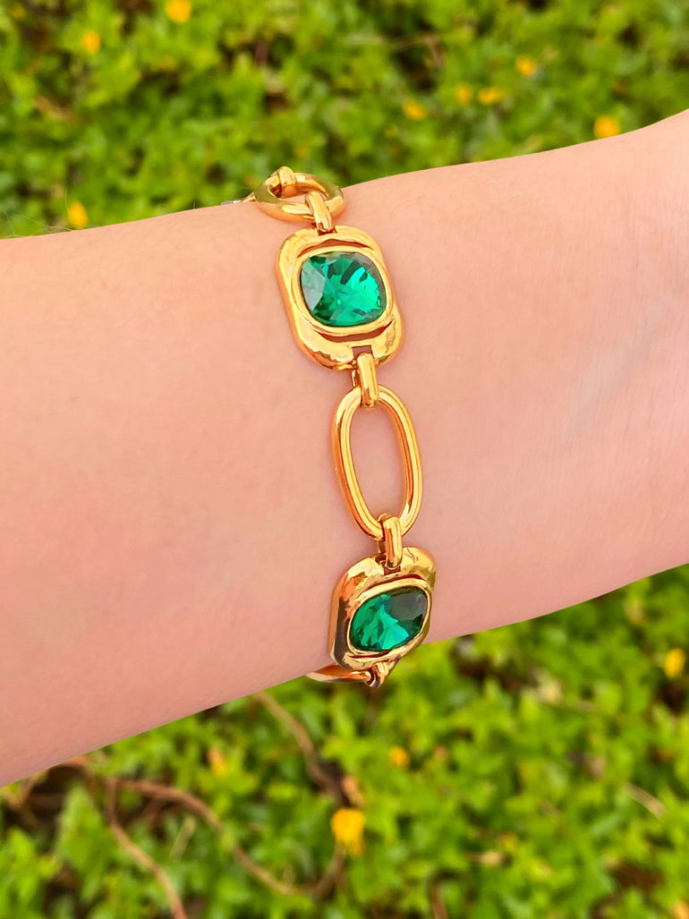 Pulsera Eslabones Con Tres Zirconias Verdes