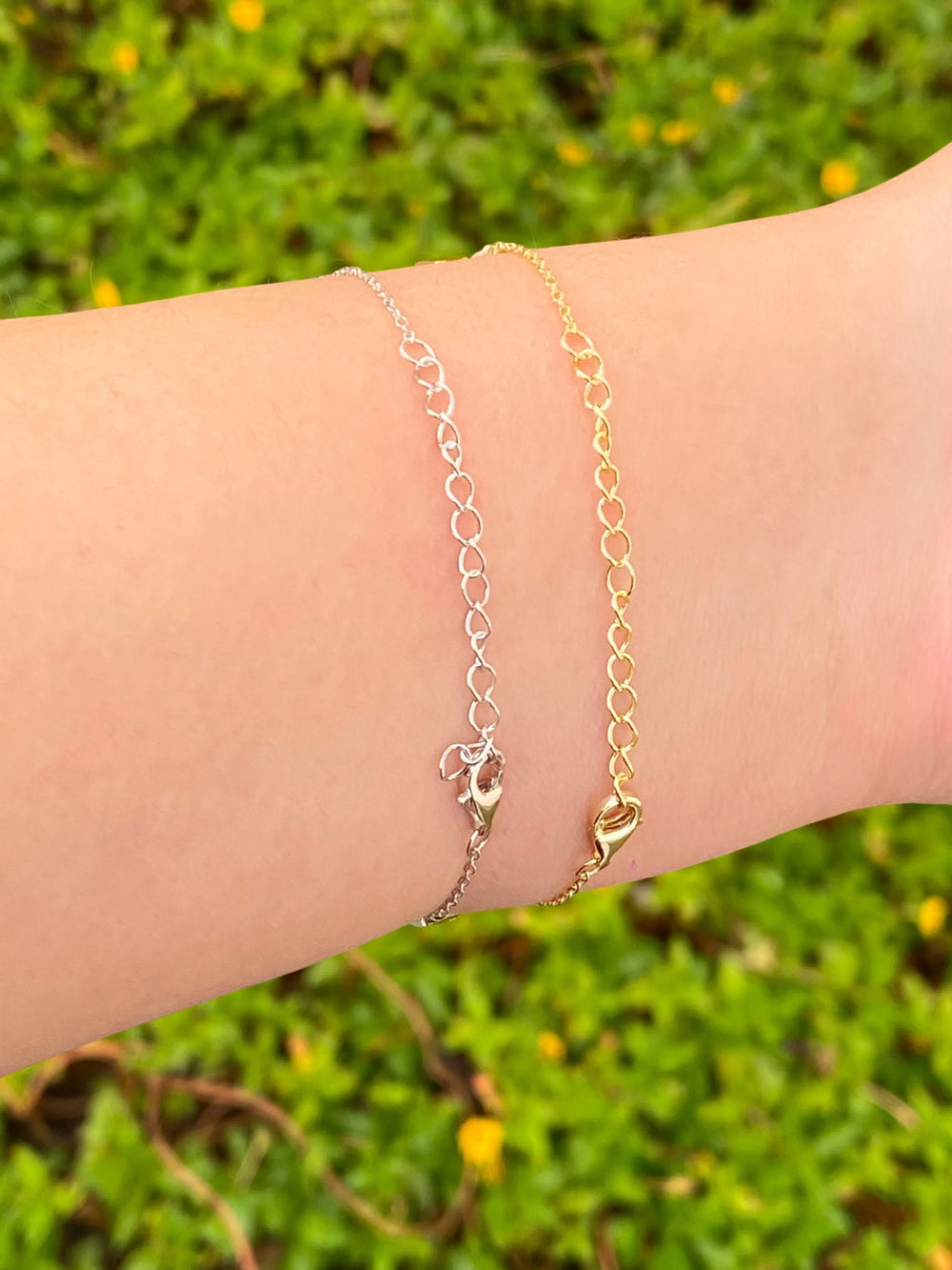 Pulsera Con Cuatro Treboles Zirconias