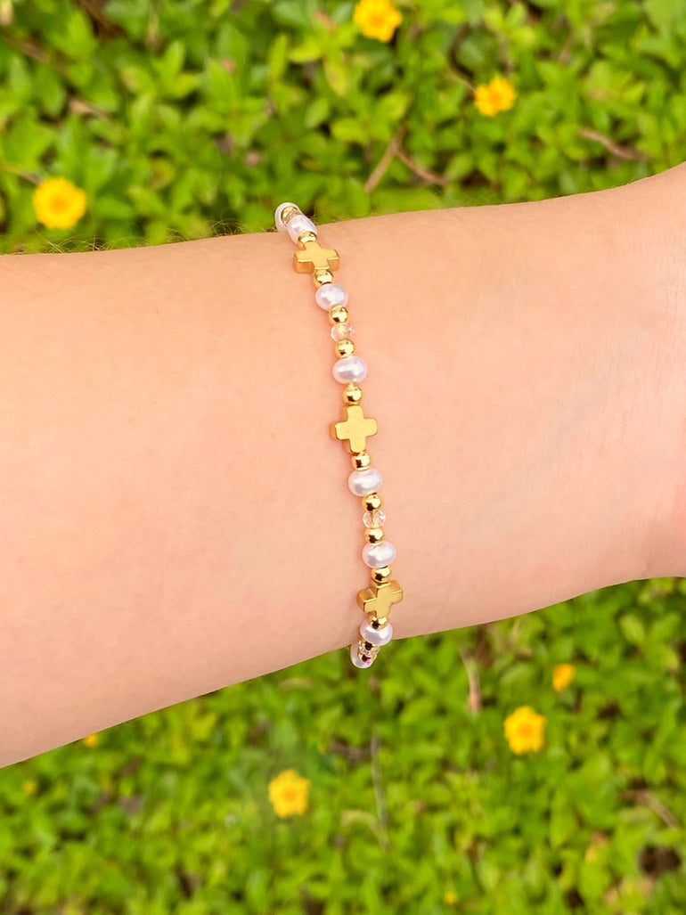 Pulsera Hilo Cruces Y Perlas