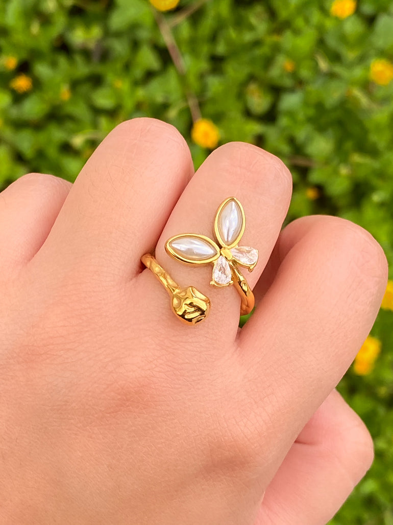 Anillo Abierto Mariposa Perla y Zirconia
