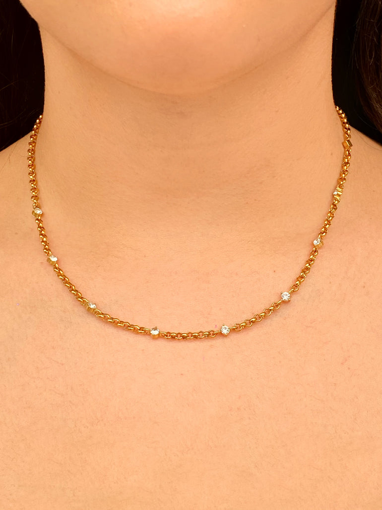 Collar Con Zirconias Intercaladas