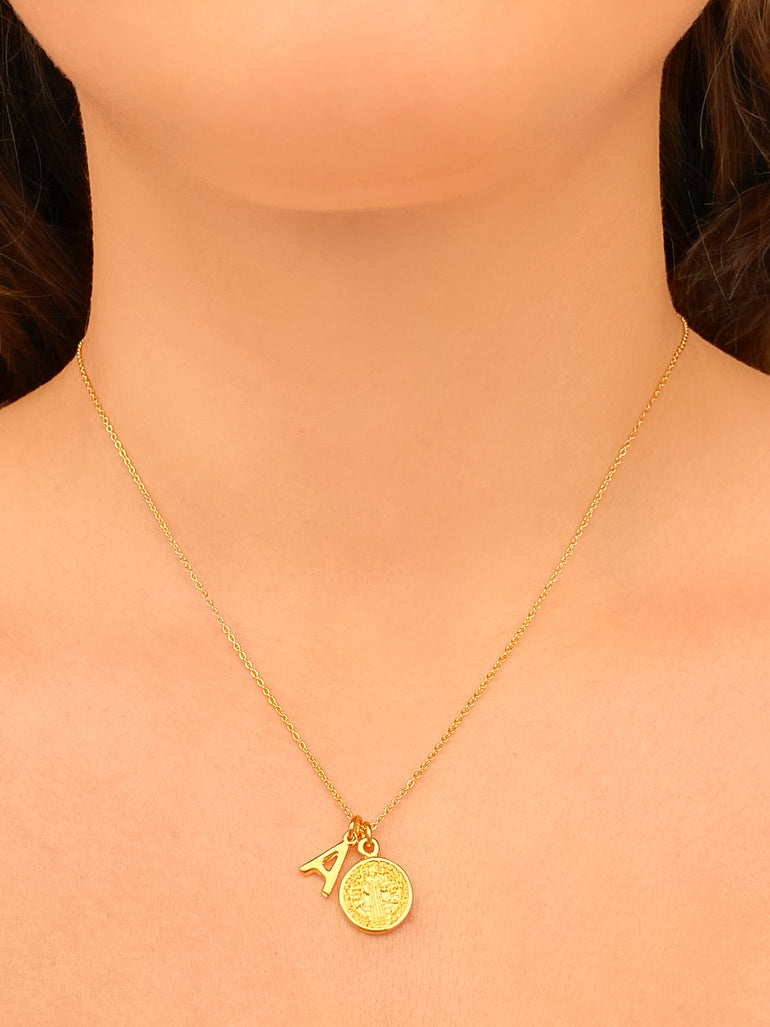 Collar Cadena Delgada Inicial Con San Benito