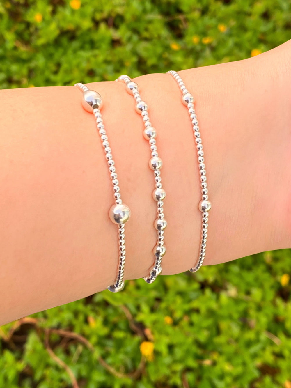 Pulseras Bolitas Plateadas