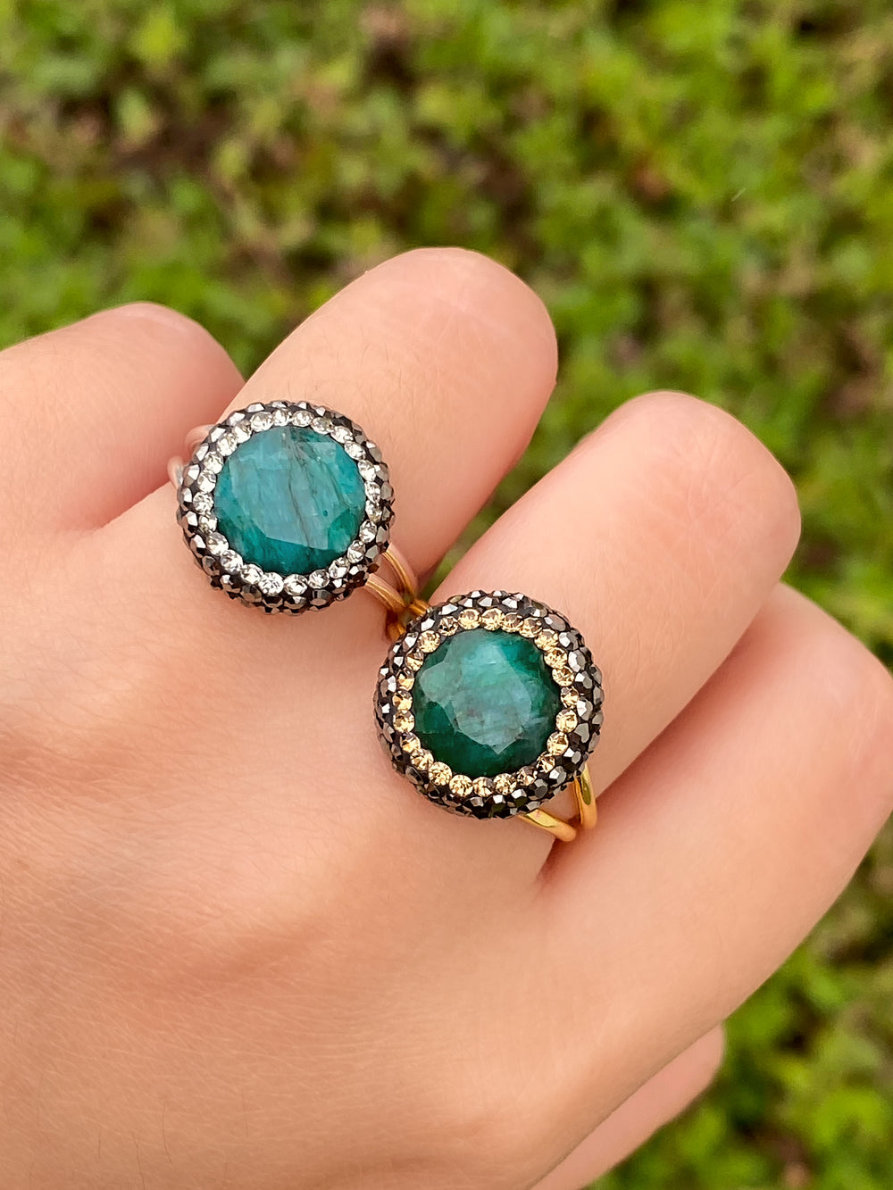 Anillo Con Piedra de Esmeralda
