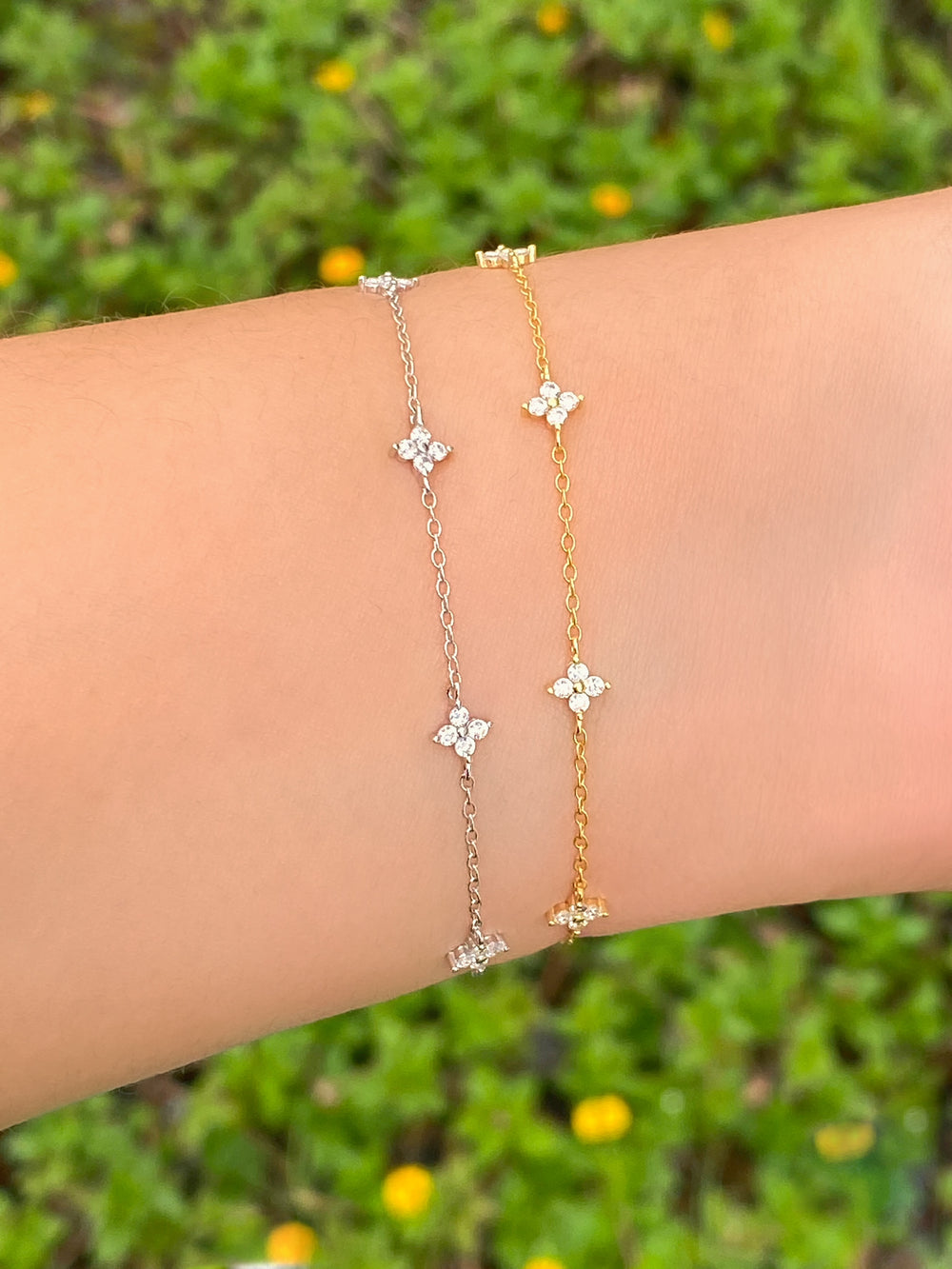 Pulsera Flores Cuatro Petalos Zirconias