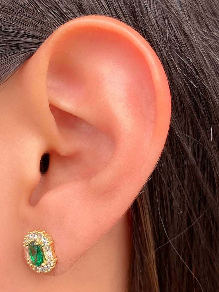 Par Arete Dorado Ovalado Zirconias Verde