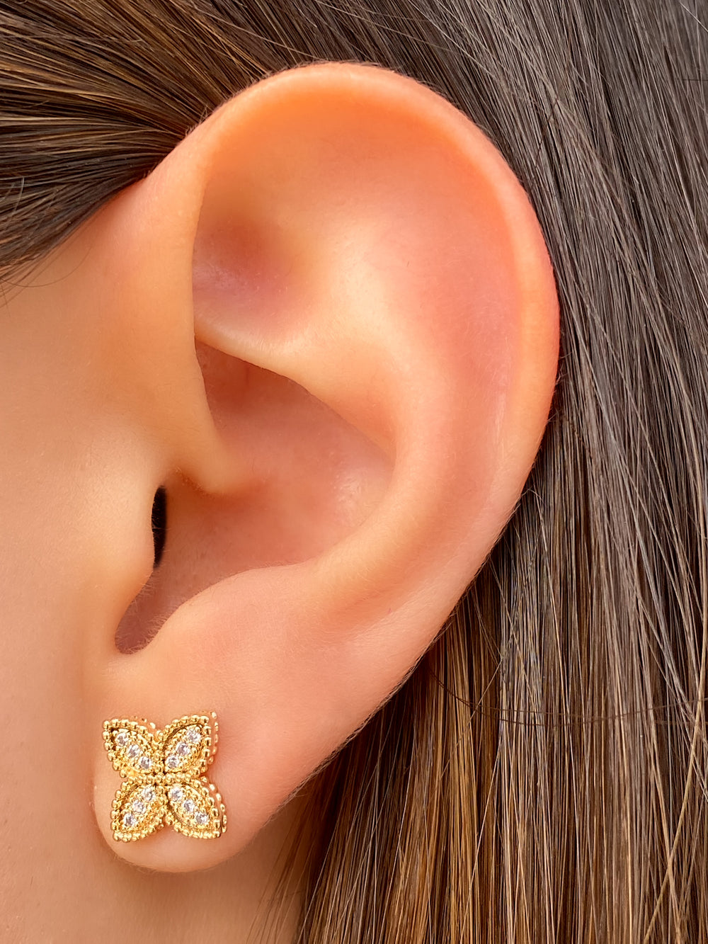 Par Arete Flor Cuatro Petalos Con Zirconia
