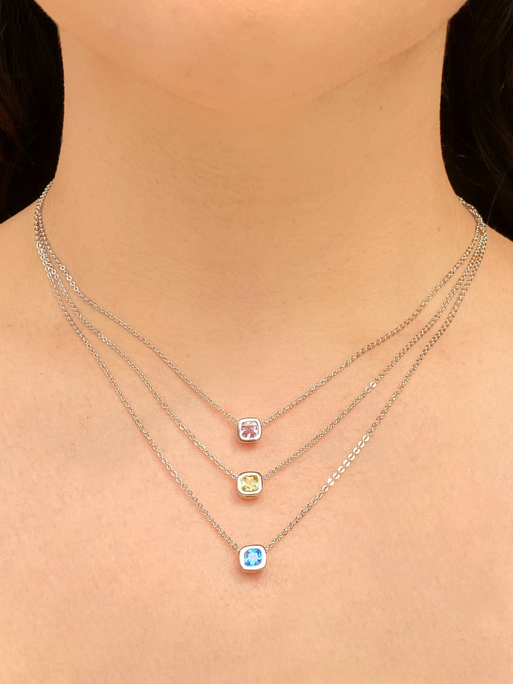 Collar Birthstone Cuadrado Plateado