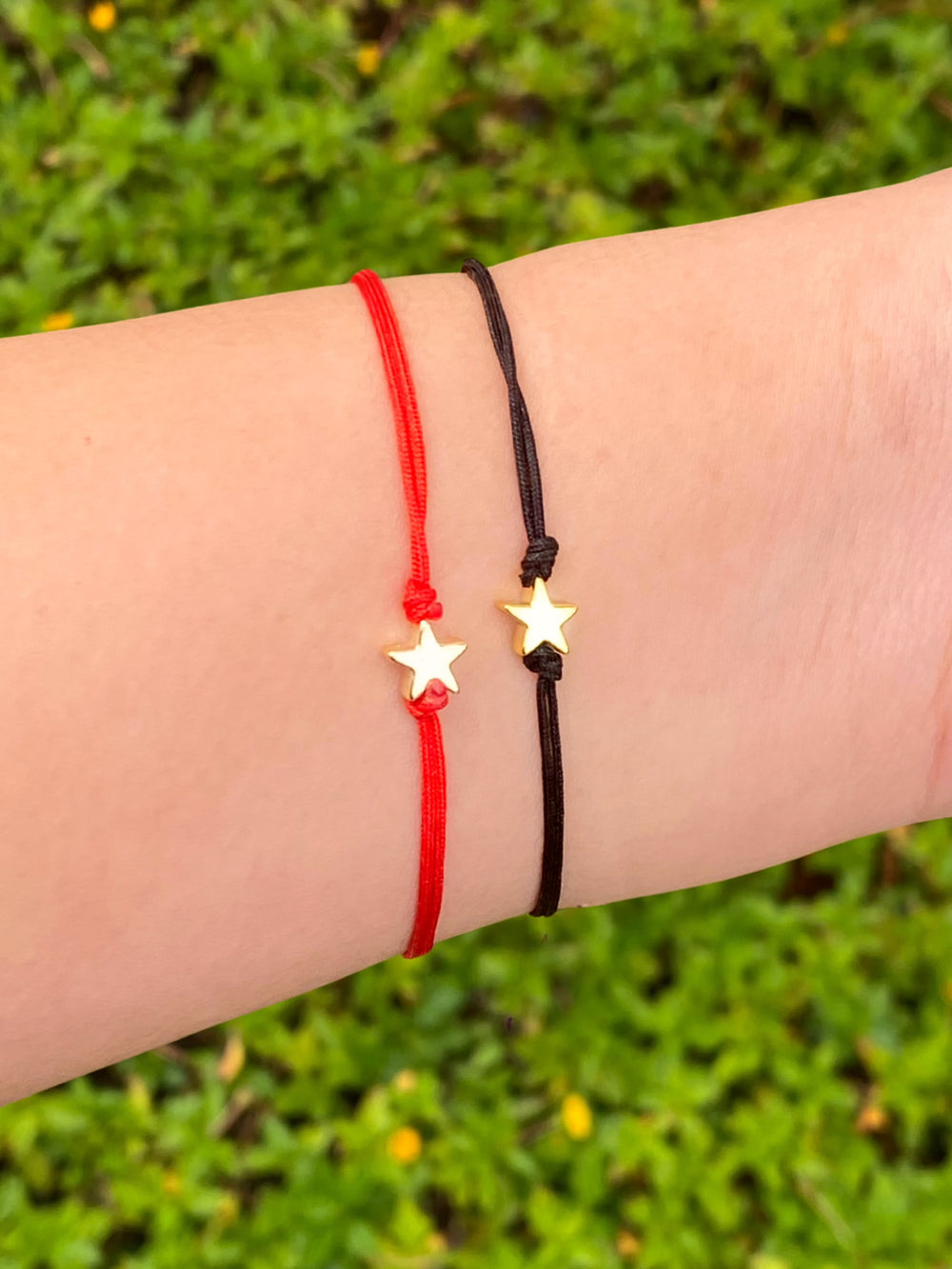 Pulsera Hilo Con Estrella Dorada
