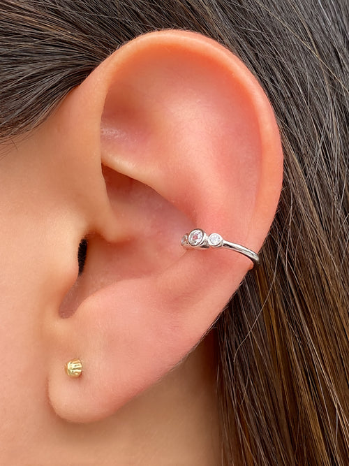 Ear Cuff Con Triple Zirconia