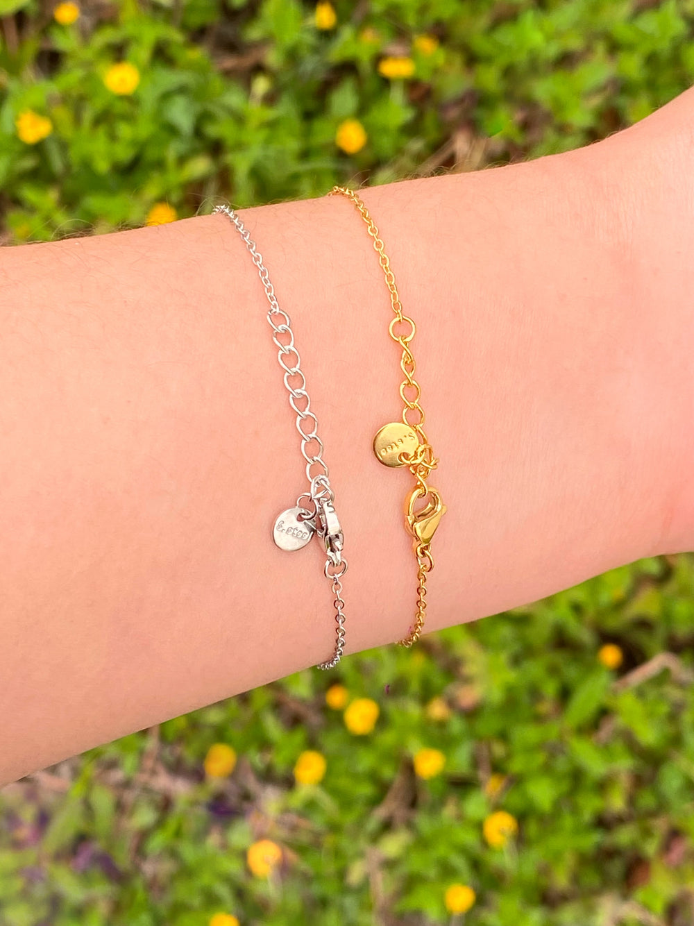 Pulsera Dije Ovalo Abierto Zirconias