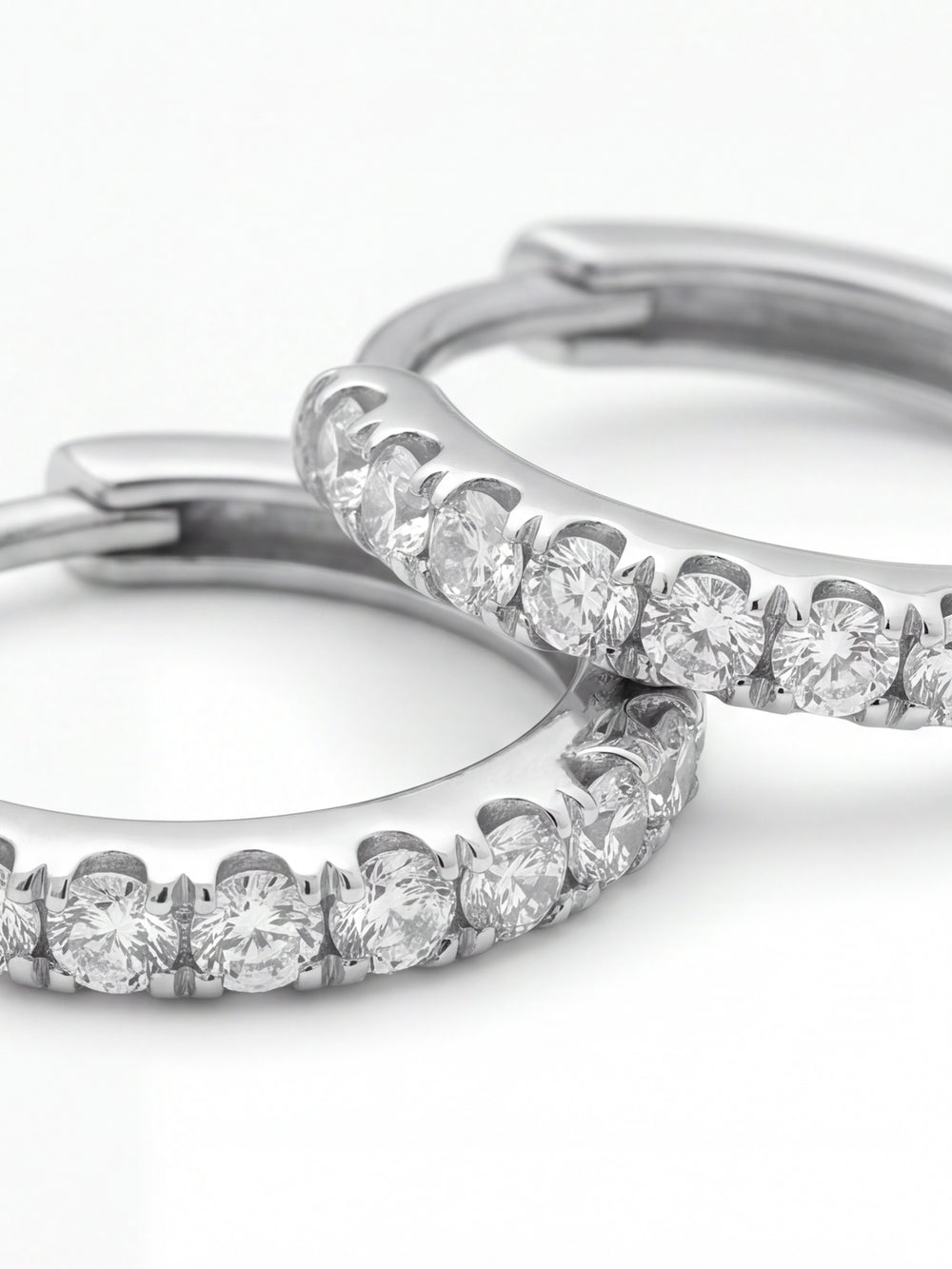 Par Arracada Corte Round 0.12 Ct Diamante Natural