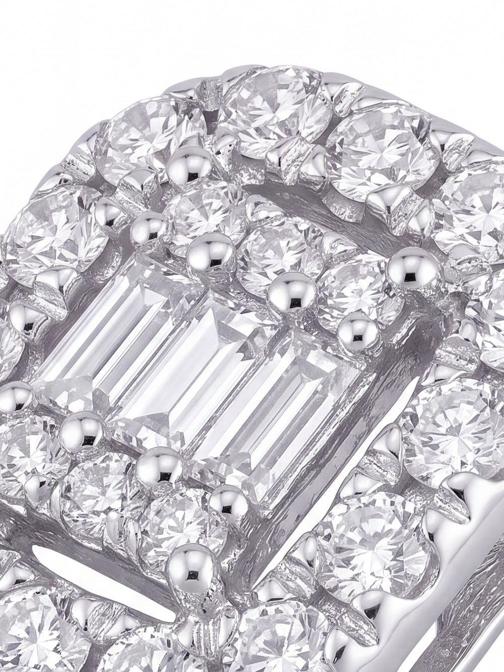 Par Arete Diamante Natural Corte Baguette y Redondo Con Halo 0.26 Ct