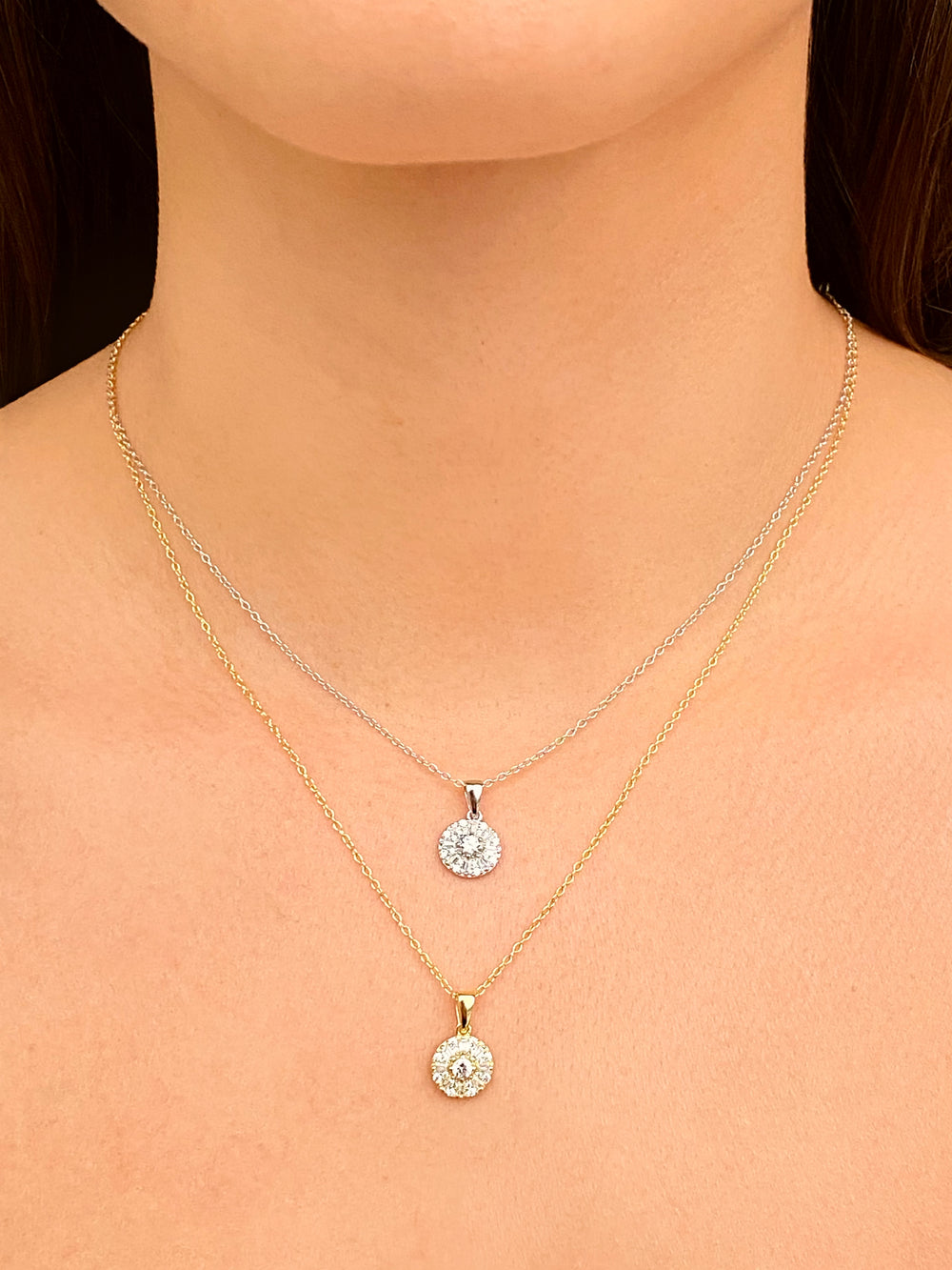 Collar Dije Círculo Zirconias Corte Baguette