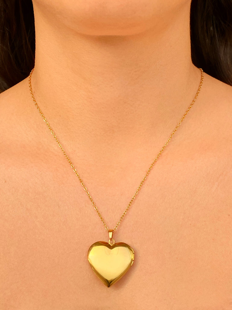 Collar Dije Corazon Relicario