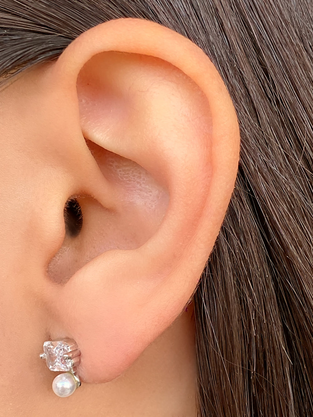 Par Arete Rectangulo Zirconia Con Perla