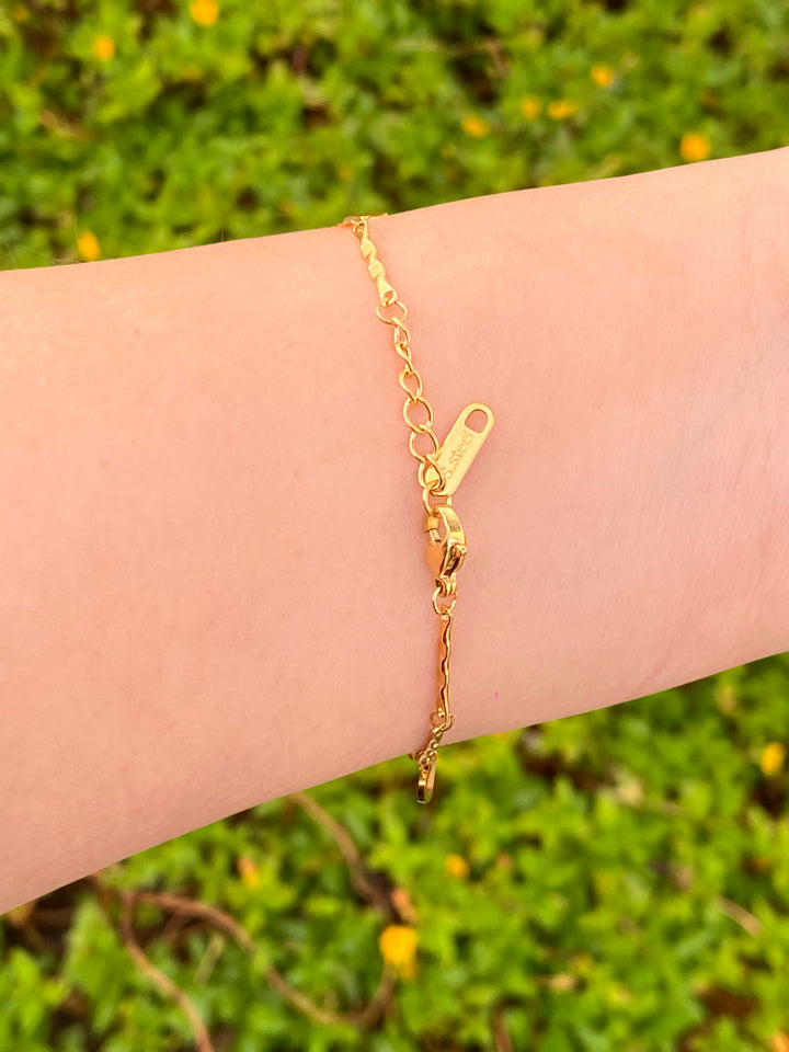 Pulsera Con Dijes Corazones Rosas