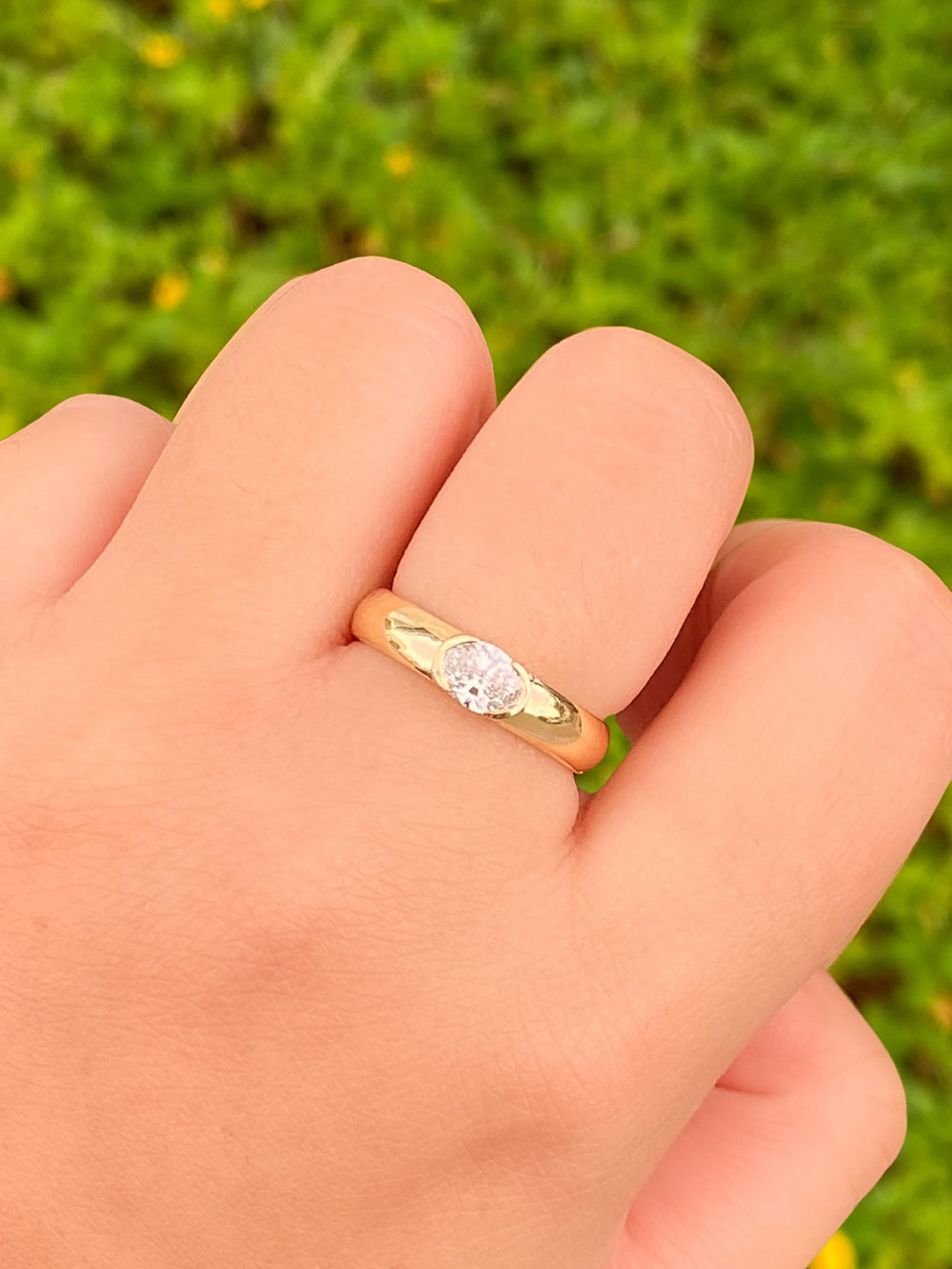 Anillo Oval Grueso con Diamante Lab Grown 0.50 Ct Oro 14k