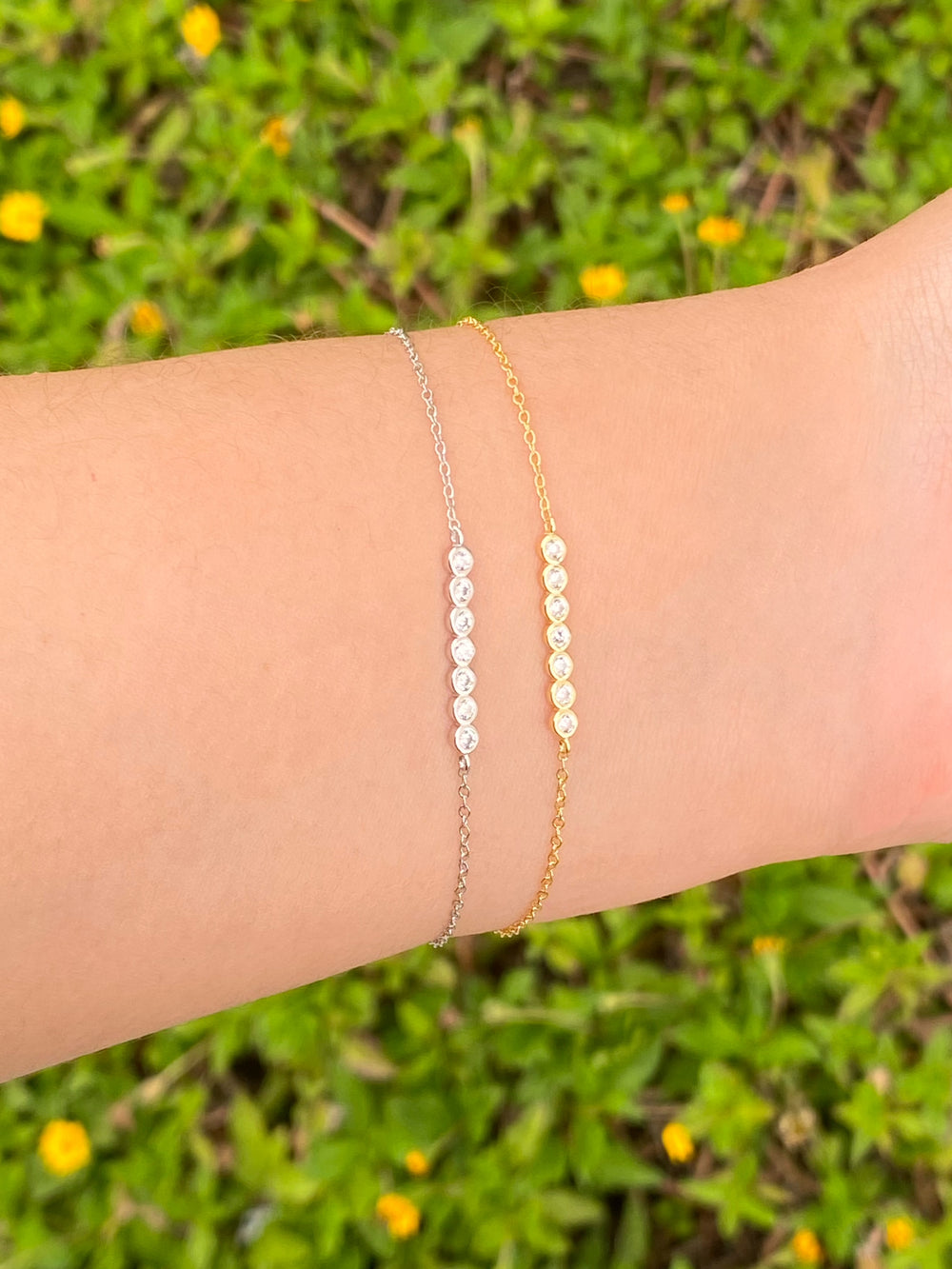 Pulsera Linea Siete Zirconias Redondas