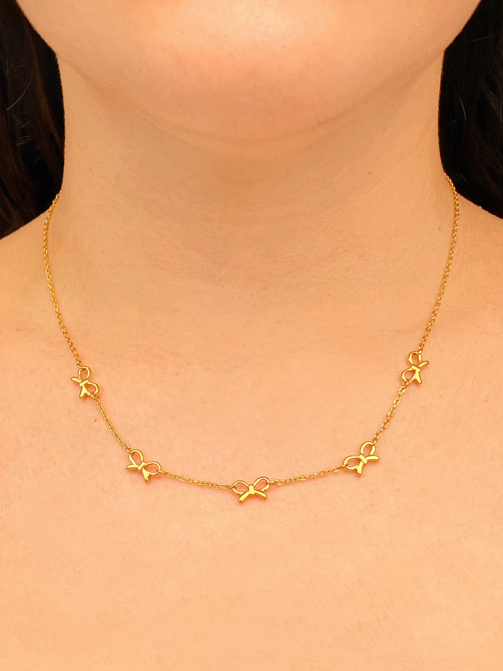 Collar Con Moños
