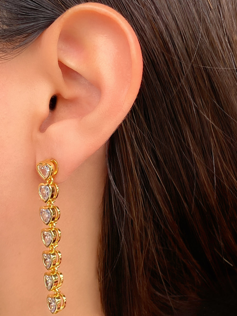 Par Arete Tira Corazones Zirconia
