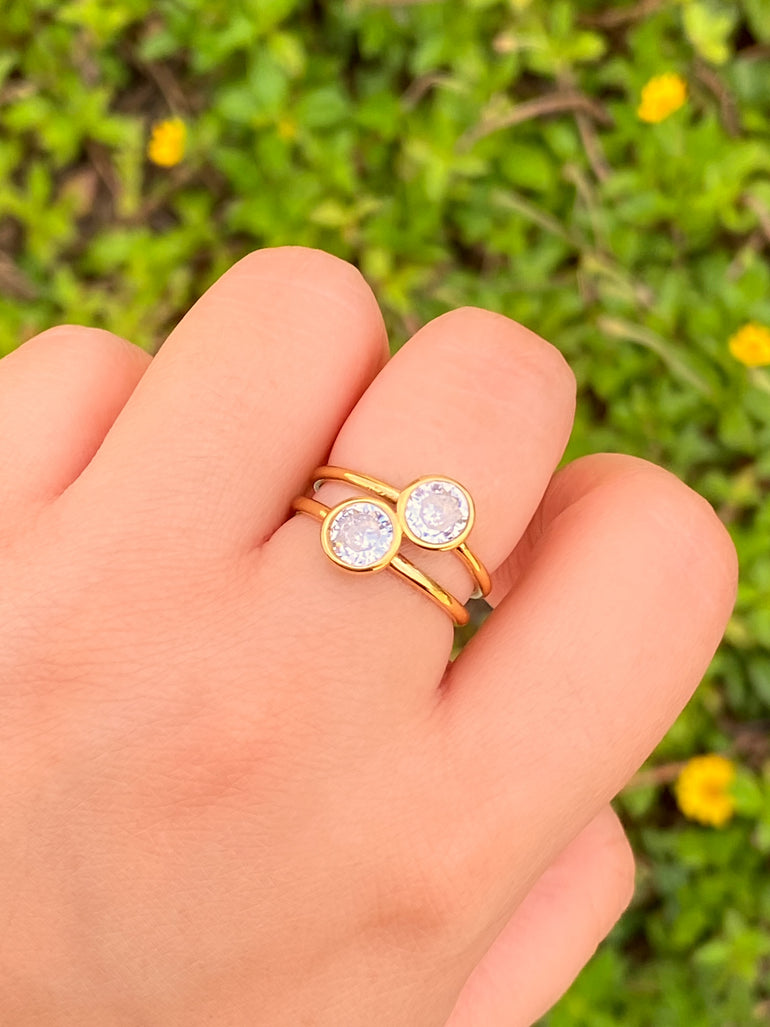 Anillo Doble Linea Y Zirconia