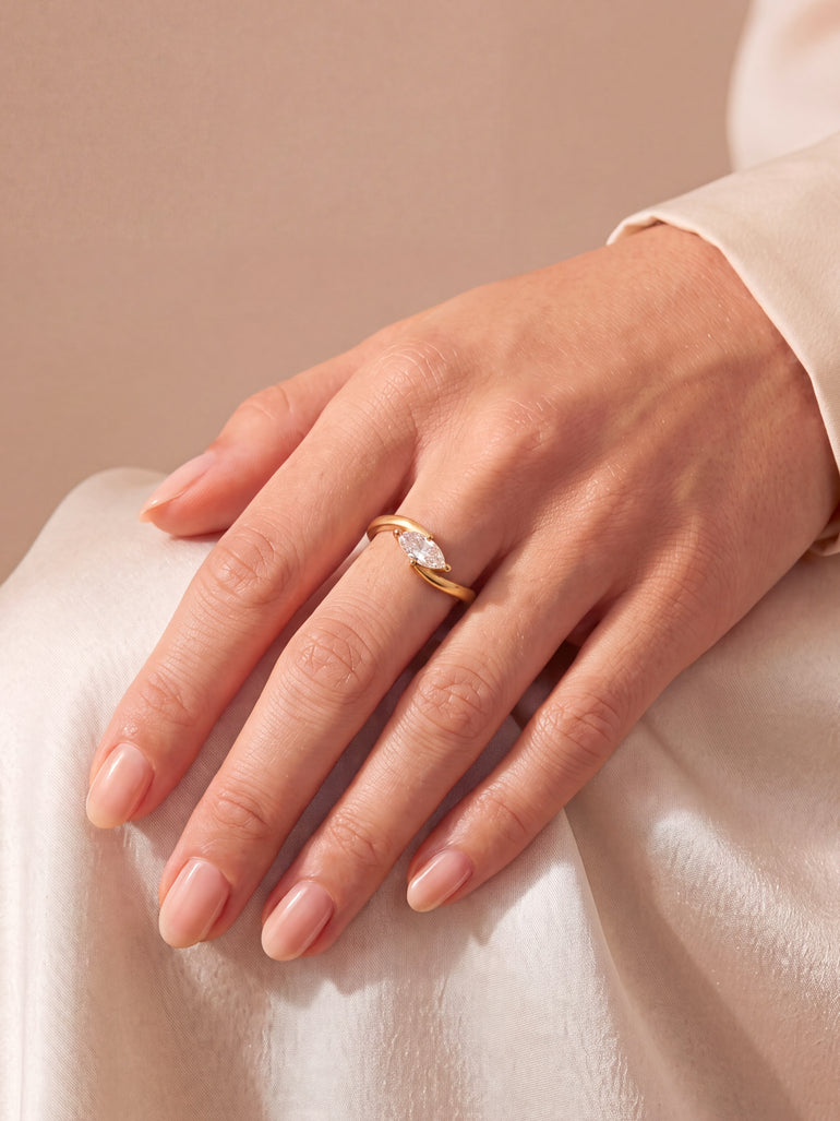 Anillo Con Zirconia Marquesa