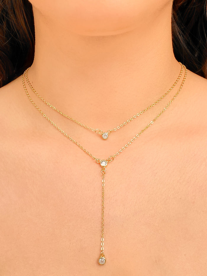 Collar Corbatin Con Tres Zirconias