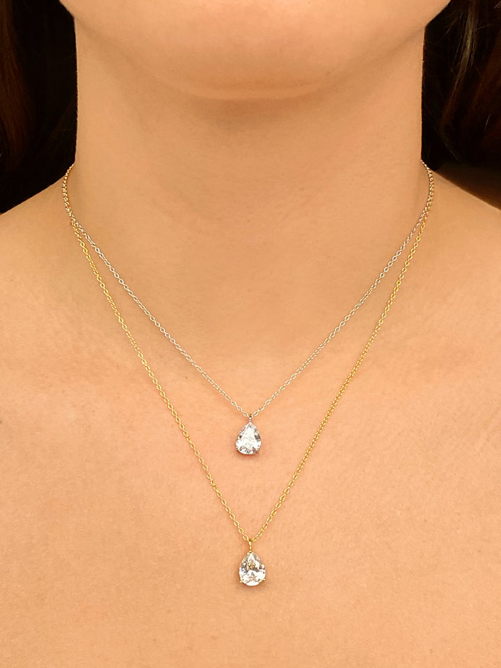 Collar Dije Gota Blanca 9 mm