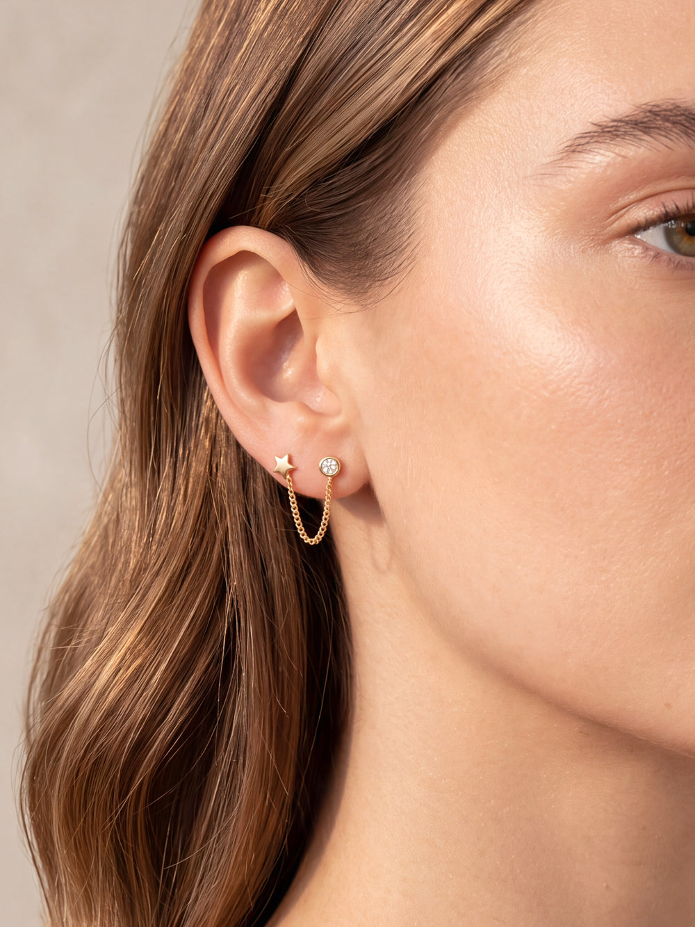 Broquel Estrella y Zirconia Con Cadena Oro 10k