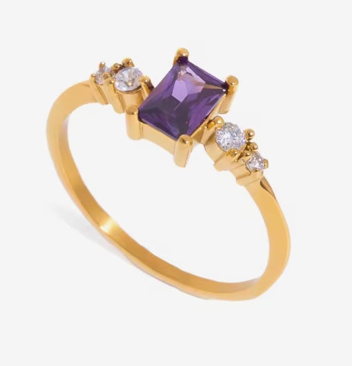 Anillo Con Zirconia Baguette Morada