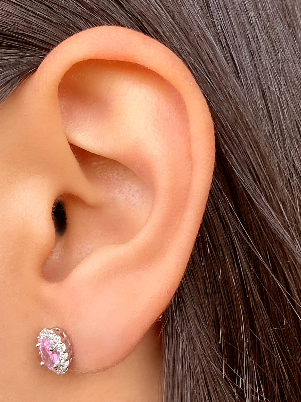 Par Arete Ovalado Birthstone Plateado