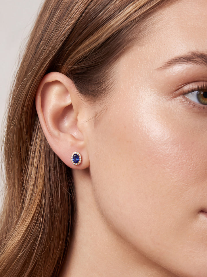 Par Arete Zirconia Azul Ovalada Con Halo