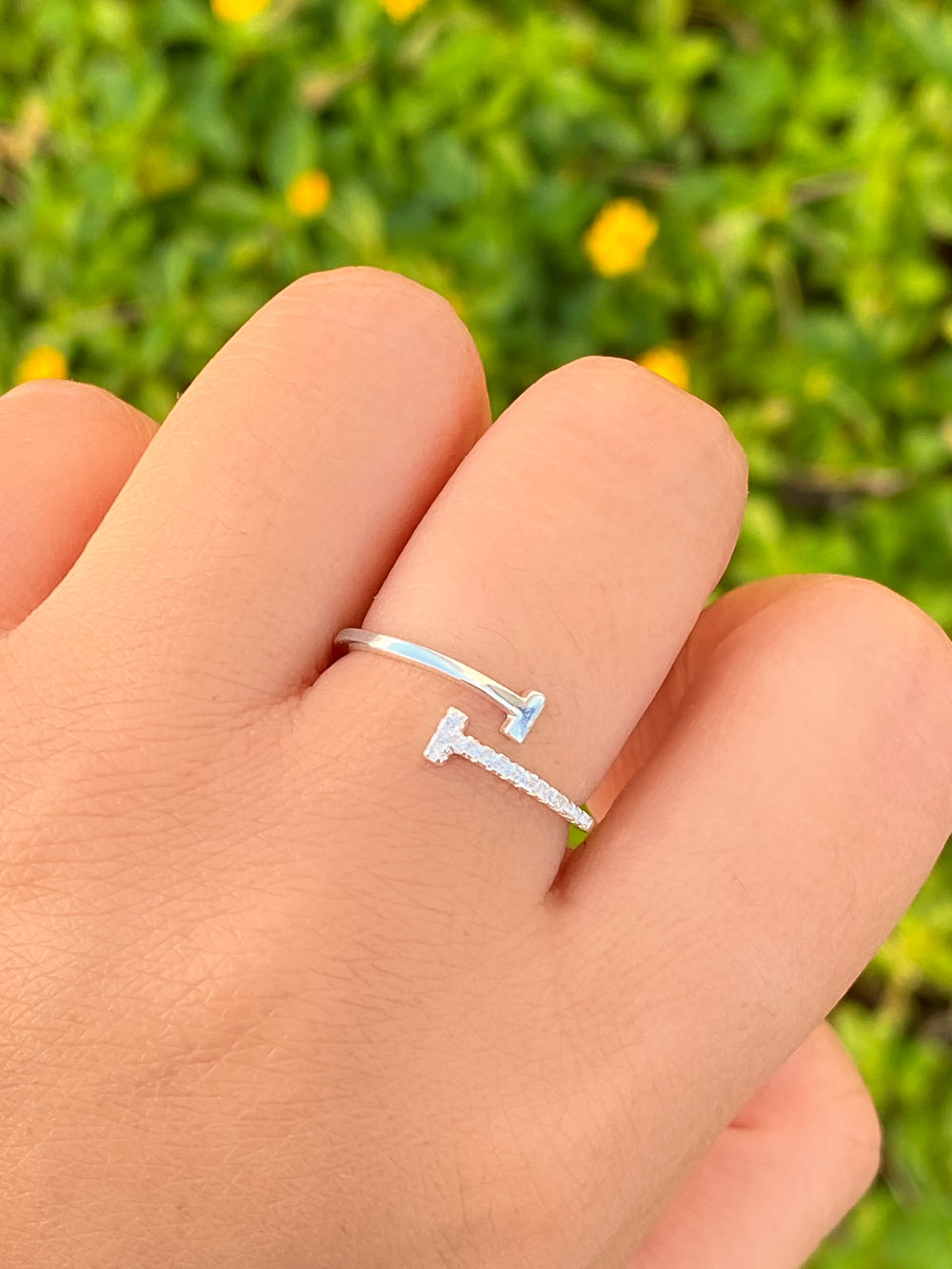 Anillo Doble T Cruzado