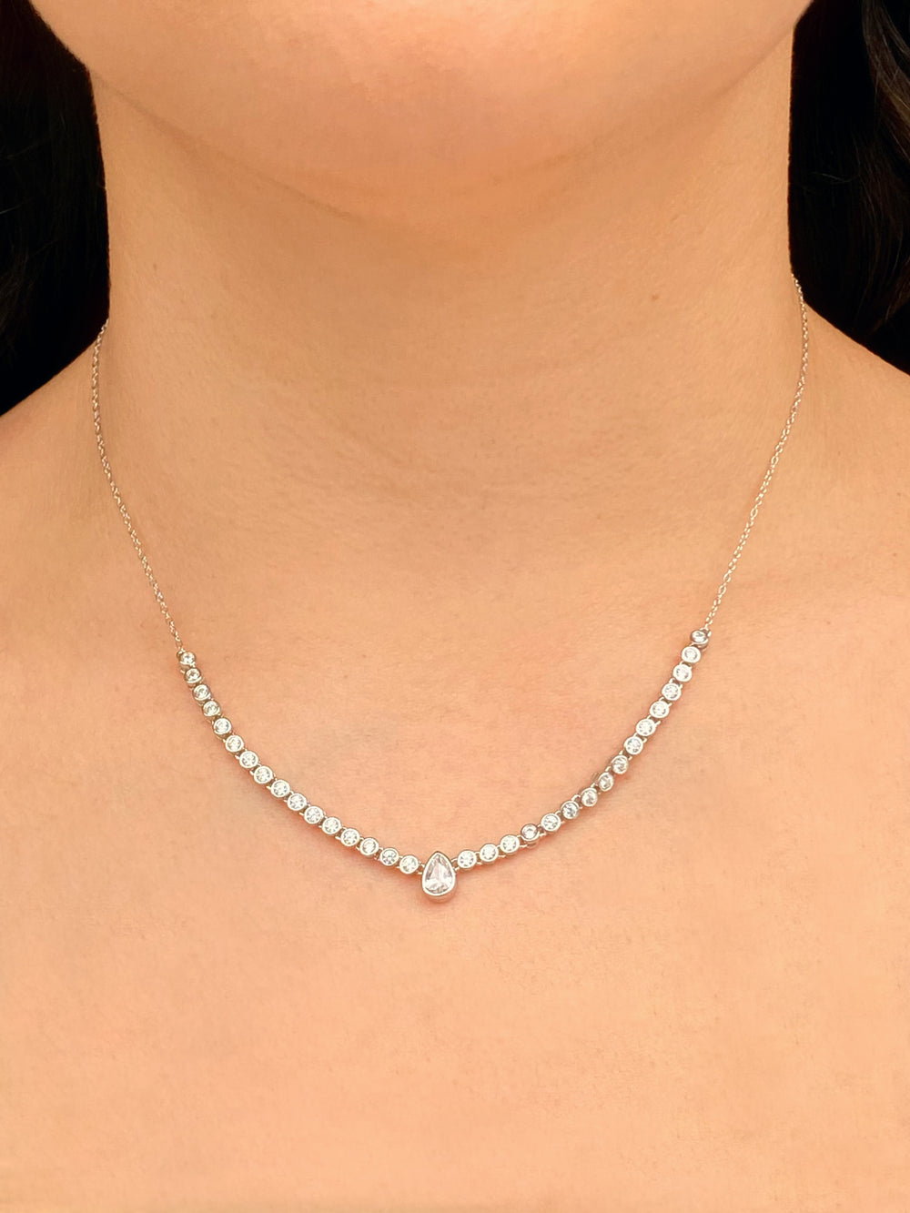 Collar Con Zirconias Dije Gota