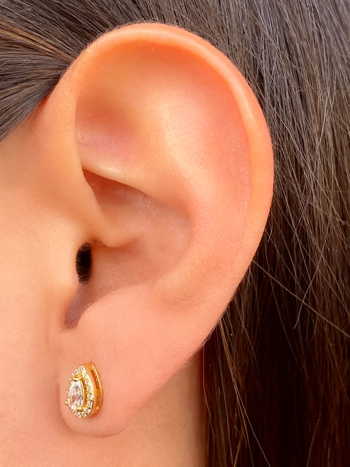 Par Arete Mini Gota Blanca Zirconias