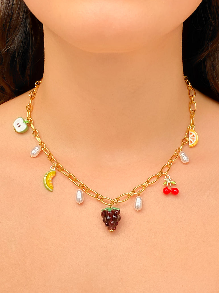 Collar Eslabon Con Dijes Frutas Y Perlas