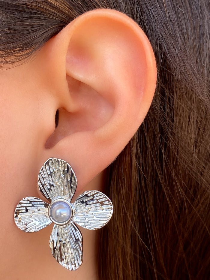 Par Arete Flor Con Perla