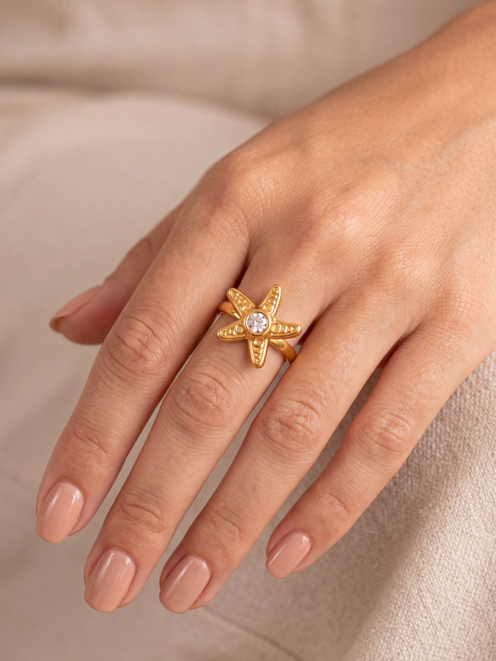 Anillo Estrella De Mar Con Zirconia