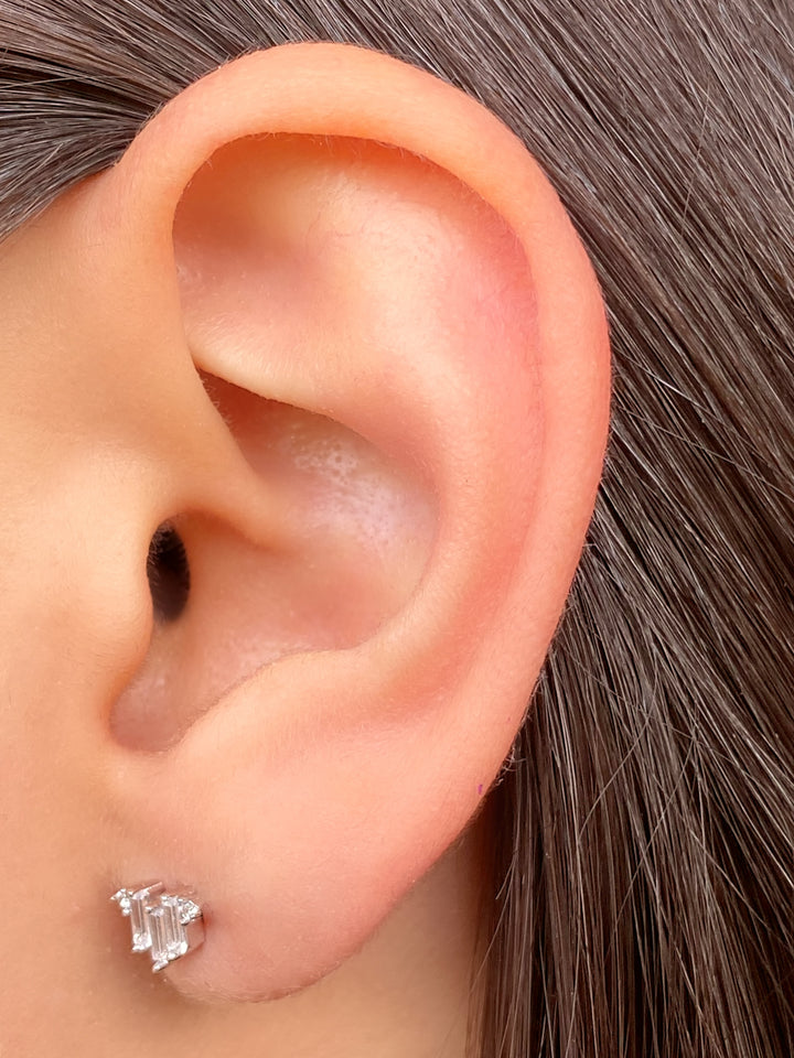 Par Arete Triple Baguette Zirconia