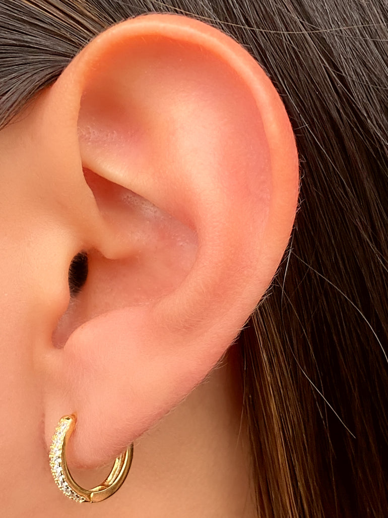 Par Arracada Mitad Zirconias 13 mm