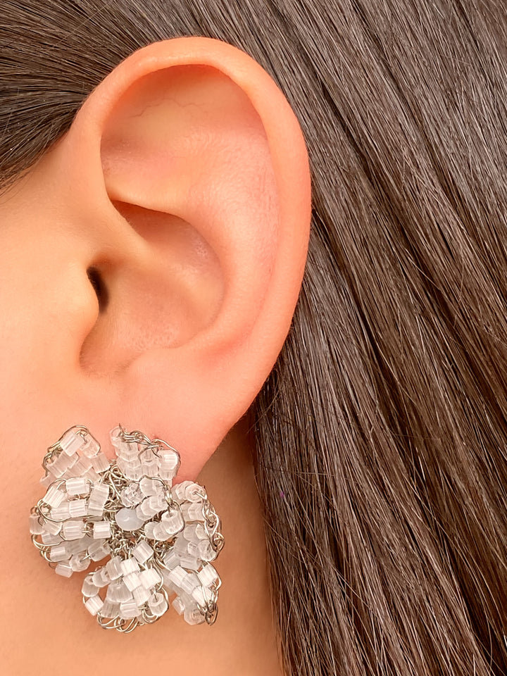 Par Arete Flor Gris