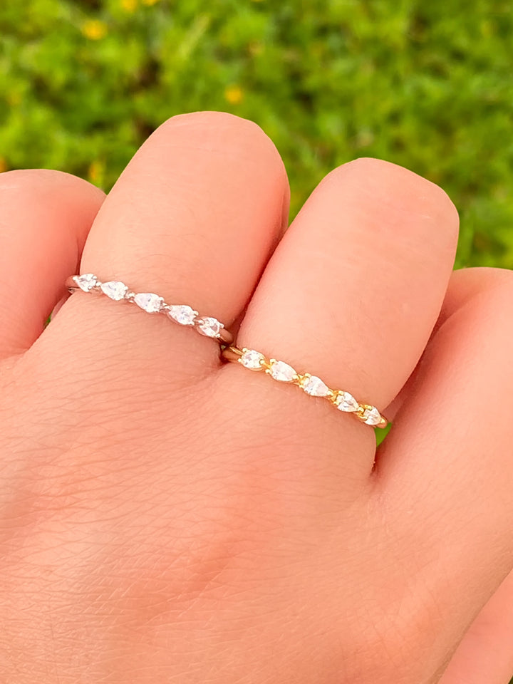 Anillo Zirconias Gotas Horizontales